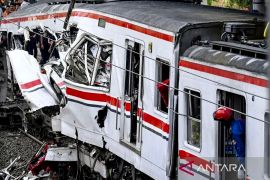 Menhub minta tunggu hasil investigasi KNKT soal insiden Bekasi Timur