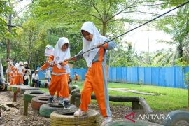 TK Qu Najha ajak murid belajar di alam terbuka