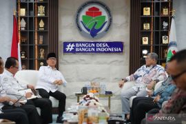 Mendes gandeng Peradiprof perkuat pemahaman hukum kades