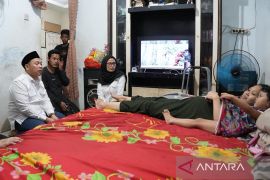 Kemendukbangga beri trauma healing korban kecelakaan KA Bekasi Timur