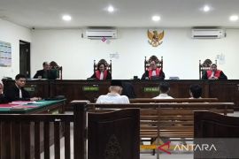 Terdakwa kasus korupsi pembebasan lahan Tol Bengkulu ajukan pledoi