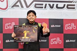 Fatan Alfa Raid raih podium juara 1 SWS Junior Cup Gokart Avenue