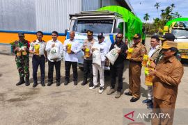 Bulog Nabire salurkan bantuan pangan untuk  111.687 PBP
