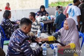 Kodaeral IX Ambon beri layanan kesehatan gratis warga Pulau Seram