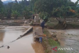 BPBD Cianjur koordinasi dengan dinas terkait tangani jembatan putus