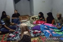BPBD Cianjur: 198 jiwa warga Cihaur mengungsi karena banjir