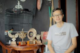 Dari layar ke sangkar: kisah dosen FKI UMS menemukan inspirasi dan prestasi di dunia burung