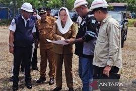 Gov't revitalizes Lampa Strait Port in Natuna