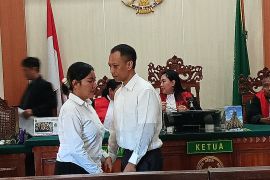 Hakim vonis pasutri di Denpasar 1,5 tahun penjara karena kasus narkoba