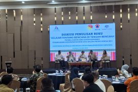 Pemprov NTT mendorong bedah buku Seroja sebagai pembelajaran bencana