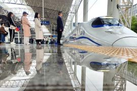 Perjalanan penumpang kereta di China tembus 100 juta pada Hari Buruh