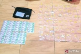 Polres Bekasi tangkap seorang pengedar ratusan butir obat keras ilegal