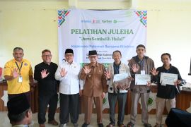 Pemkot Bukittinggi berikan pelatihan praktek sembelih hewan kurban