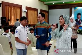 Menteri Komdigi edukasi pelajar perkuat PP Tunas di Lombok