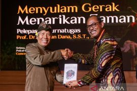 ISI Yogyakarta menggelar apresiasi purnatugas Prof Wayan Dana