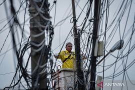 Penataan kabel jaringan utilitas di Jakarta Barat ditargetkan mencapai 12,2 kilometer pada 2026