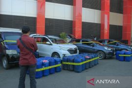 Dua oknum polisi di NTT diduga terlibat penyalahgunaan BBM bersubsidi