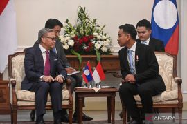 Indonesia, Laos explore fertilizer investment in Jakarta talks