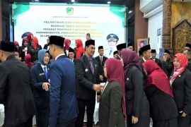 DPRD Barut minta pejabat baru segera beradaptasi di lingkungan kerja