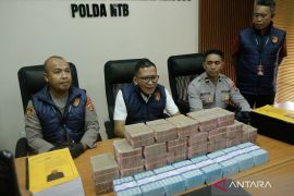 Polda NTB menuntaskan penanganan kasus korupsi pengadaan mebel 40 SMK