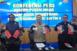 Polres Purbalingga ungkap penjualan obat terlarang berkedok warmindo