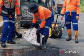 Pemkab Bekasi realisasikan 106 titik pekerjaan infrastruktur jalan senilai Rp192 miliar