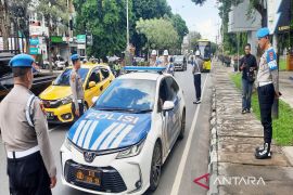 Propam Polda Kalsel periksa ketertiban anggota Polri di luar Mako