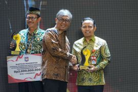 Pemkab Tapin terbaik I penanganan kemiskinan dan stunting
