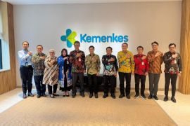 Pemkab Kapuas dapat 18 unit ambulans dan bantuan kesehatan dari Pemerintah Pusat