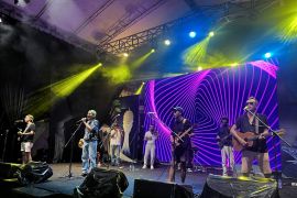 Joget riang bareng orkes bahagia tutup malam Saprahan Khatulistiwa