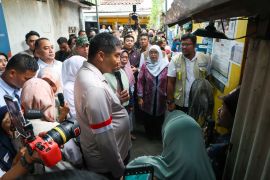 Membangun rumah, memulihkan martabat