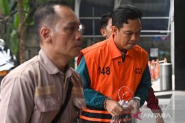 KPK dalami pengumpulan uang oleh pejabat struktural RSUD Cilacap untuk Syamsul Auliya