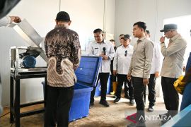 Gibran tinjau fasilitas dan kesiapan Kampung Nelayan di Lampung Timur
