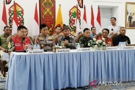 Tanggulangi antrean BBM; Tambah kuota hingga perpanjang jam operasional SPBU