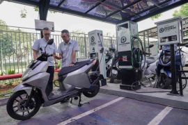 ALVA hadirkan fasilitas motor listrik terpadu ALVA Studio Indy Bintaro