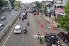 Pemkot Jaktim rutin tertibkan parkir liar di Jalan Matraman Raya