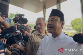 Mensos Gus Ipul dan Wamensos Agus Jabo mendatangi KPK