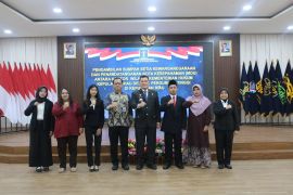 Kemenkumham Kepri ambil Sumpah tiga anak berkewarganegaraan ganda