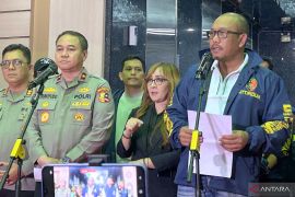 Indonesia police arrest 321 foreigners over online gambling