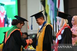 Rektor USU dorong alumni perkuat kemampuan adaptasi di dunia kerja