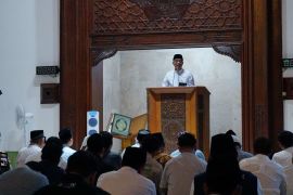 Menteri Brian soroti krisis makna manusia modern di ITS