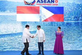 President Prabowo joins ASEAN leaders at summit gala dinner