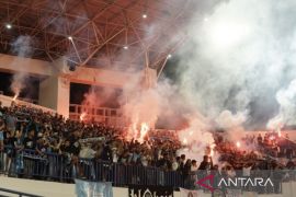 Suporter Persela Lamongan optimistis sambut musim kompetisi baru setelah bebas sanksi