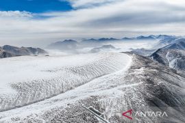 Museum sains gletser modern pertama di China dibuka