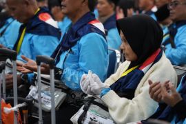 445 jamaah haji Kabupaten Bandung berangkat ke Jeddah Arab Saudi via Kertajati