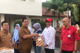 Berkomitmen dalam Pencegahan dan Penanganan HIV/AIDS di tempat kerja, PT Semen Padang sabet penghargaan Kemenaker