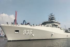 Indonesia's navy trains Canopus crew in Europe