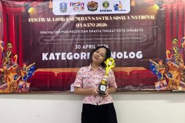 Siswi SMATAG raih juara 2 monolog FLS3N Surabaya