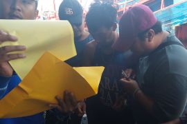 Polisi tangkap dua pengedar narkoba di kawasan Muara Baru Jakut