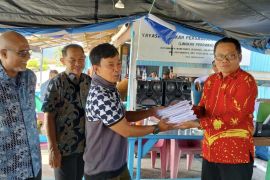 UIN Datokarama Palu dan Kemensos salurkan bantuan kepada mitra deradikalisasi